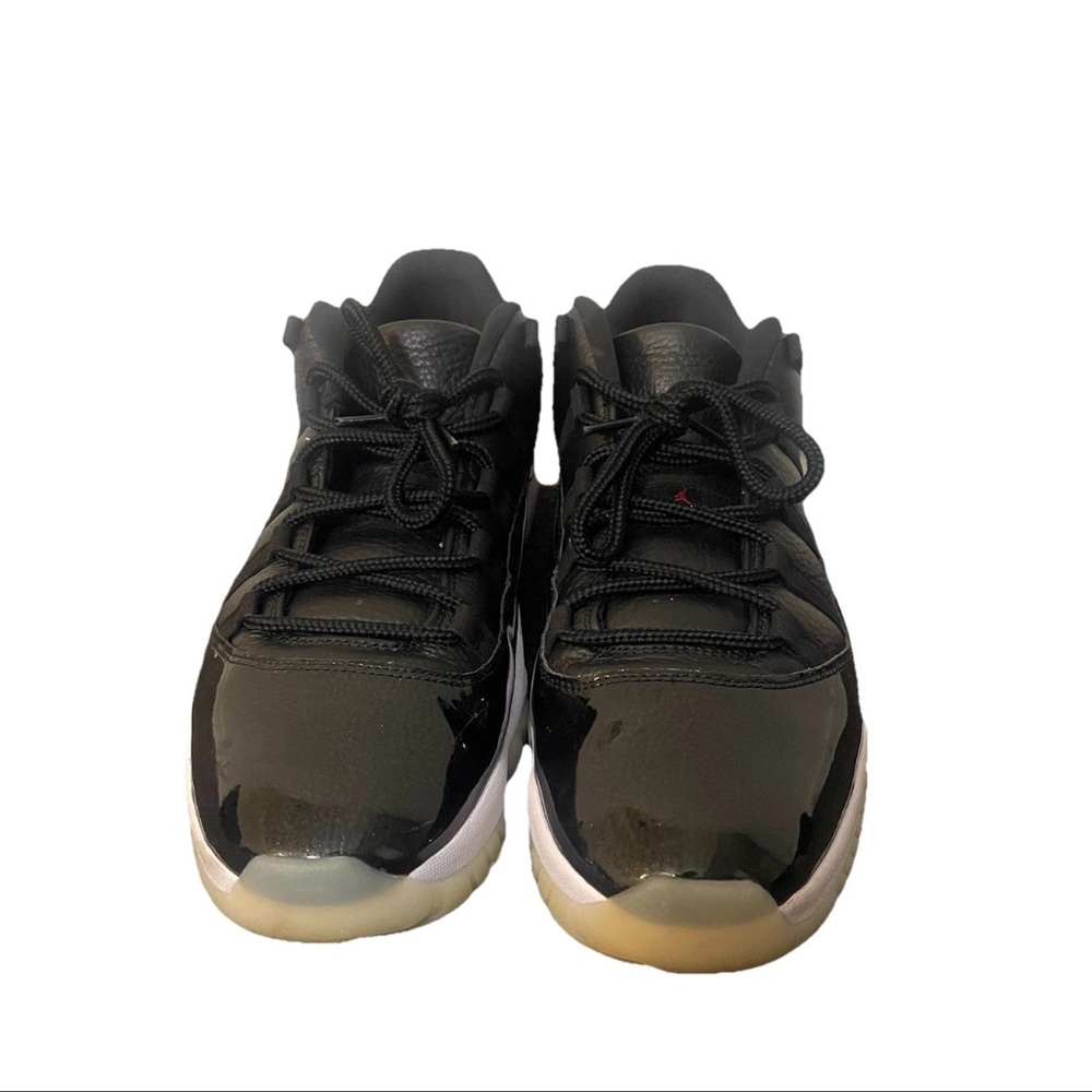 Nike Air Jordan 11 Retro Low 72-10 Mens Sz 15 Black Gym White AV2187-001 Good